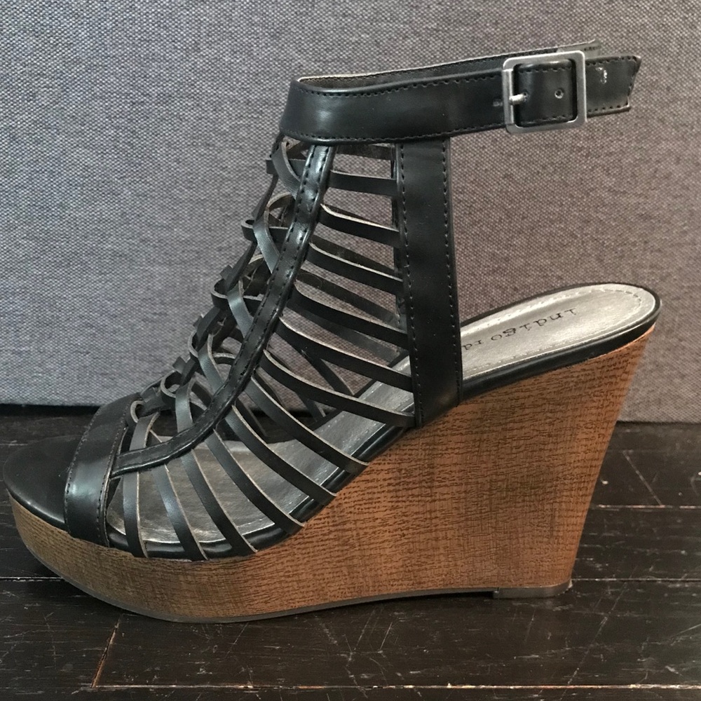 Black wedges 🖤